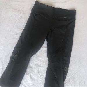 Nike capri workout pants